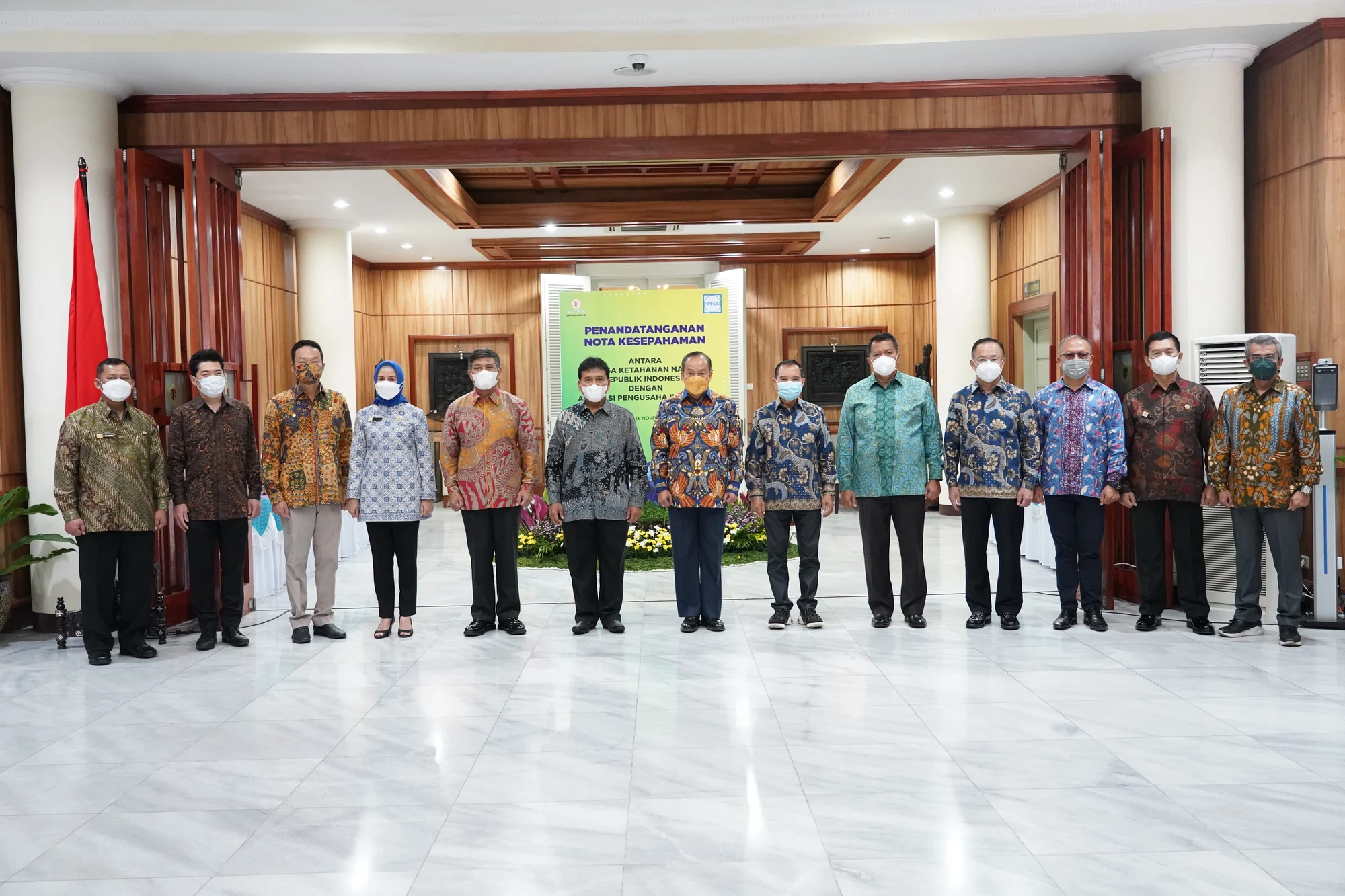 LAPORAN TAHUNAN APINDO Kabupaten Lombok Barat 2021